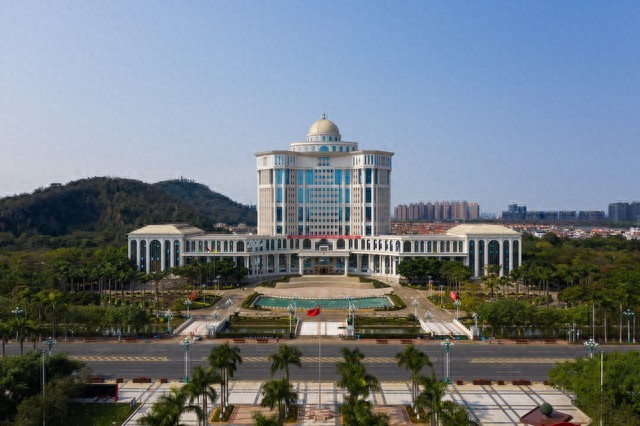 邢台六区县中考深度解析：2025年志愿填报避坑指南